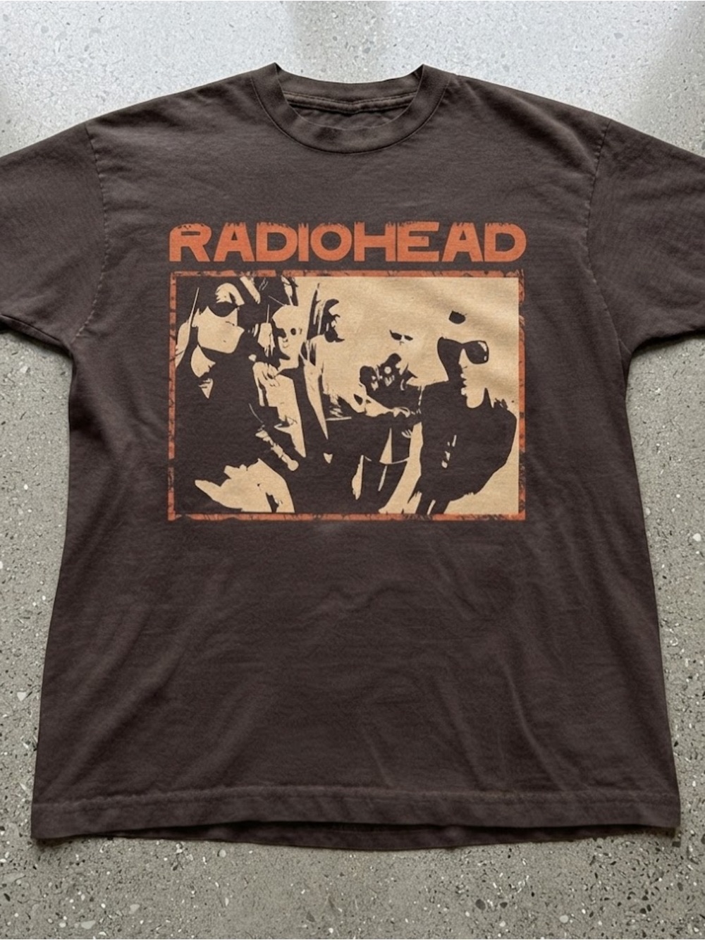 Brown Graphic Print Cotton Gildan T-Shirt Concert Band Tee